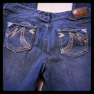 Size 13/14 Maurice’s woman’s jeans